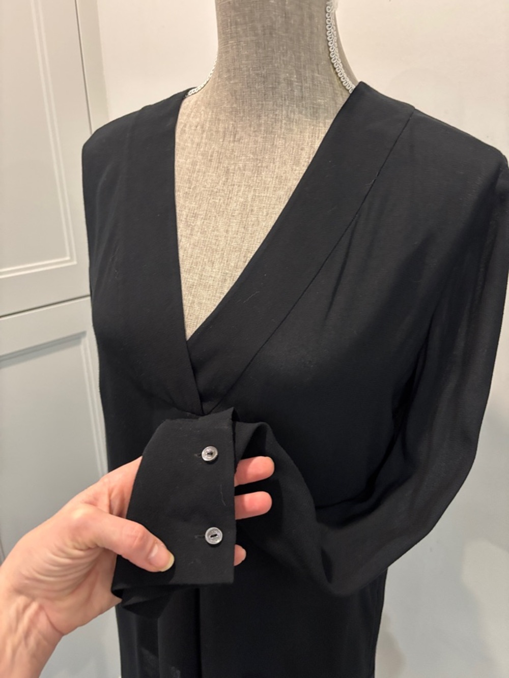 Vince Black V-Neck Blouse Semi Sheer Long Sleeve Minimalist Size S - Picture 7 of 15